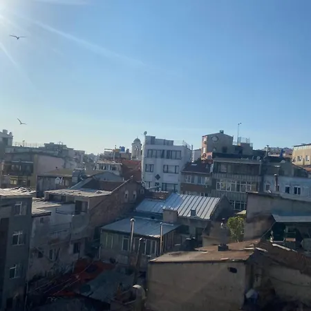 Nest Κωνσταντινούπολη